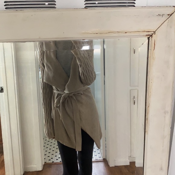 Sweater bundle! 2 items! - Picture 6 of 6